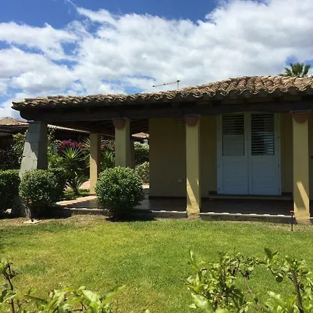 Villamar Fronte Mare Porto Frailis Holiday home
